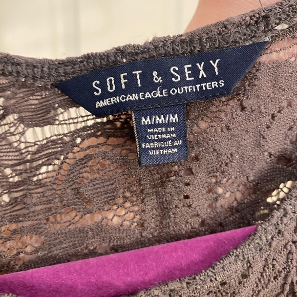 American Eagle "Soft & Sexy" Lace Crop Top - Picture 3 of 4